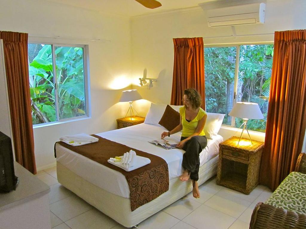 Villa Marine Holiday Apartments Cairns Yorkeys Knob Esterno foto